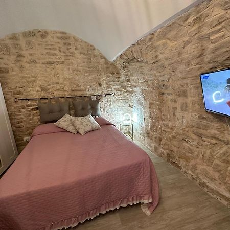 Giovinazzo Suite Pavone Griffi Exterior foto