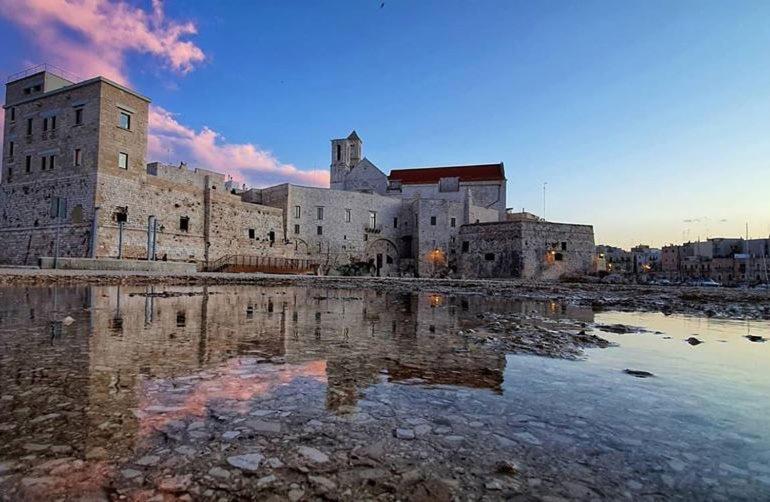 Giovinazzo Suite Pavone Griffi Exterior foto