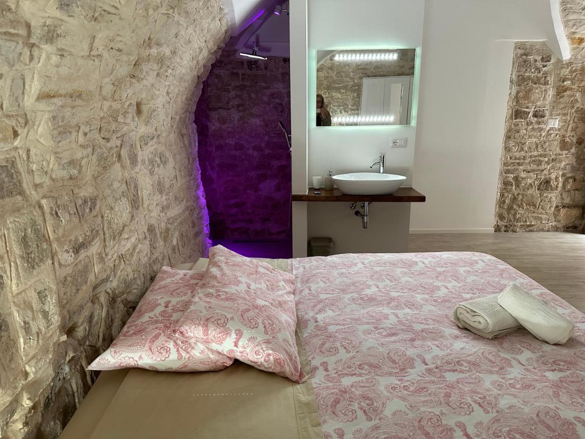 Giovinazzo Suite Pavone Griffi Exterior foto