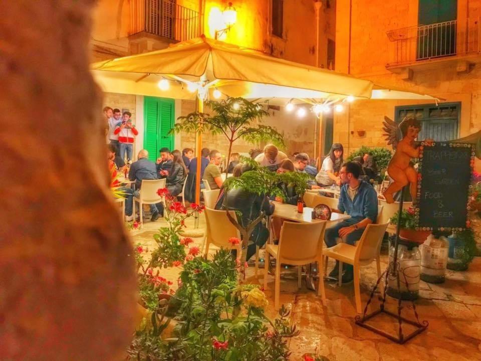 Giovinazzo Suite Pavone Griffi Exterior foto