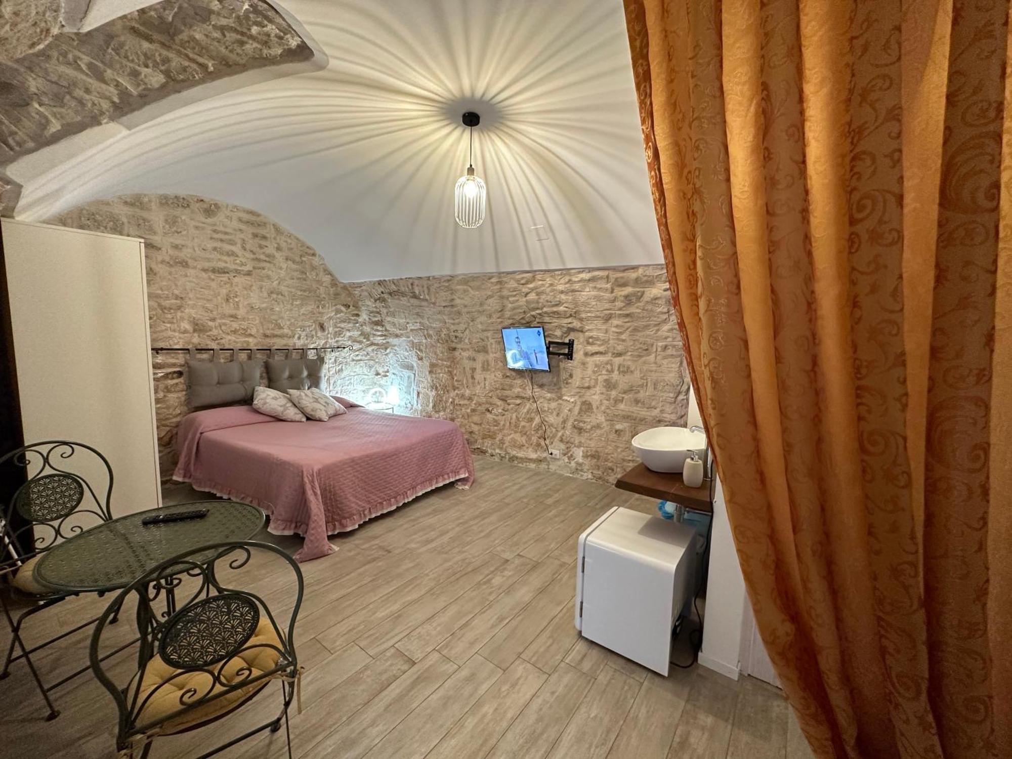 Giovinazzo Suite Pavone Griffi Exterior foto